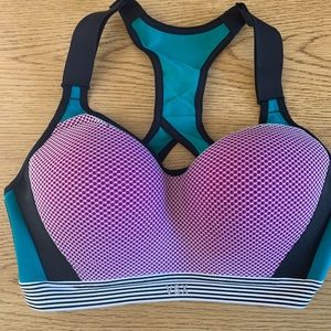 VSX Victoria’s Secret sport bra 🔸